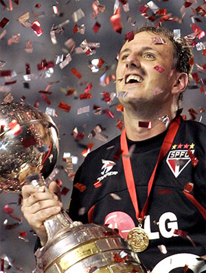 frases pra todos são paulinos de coração, que ama o SÃO PAULO FUTEBOL CLUBE. Email: saopaulofcsempre@live.com