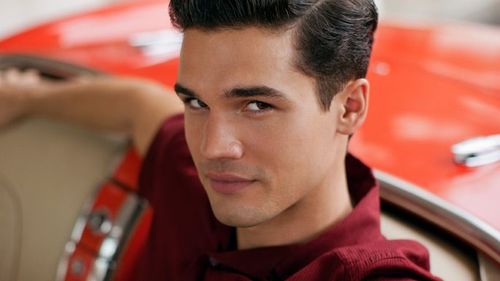 [RP Acc +18] Shapeshifter. Son of Saphira Johnston, got abducted by Hunters, raised & grown up by demons in Hell. Loyal to Marius since then.