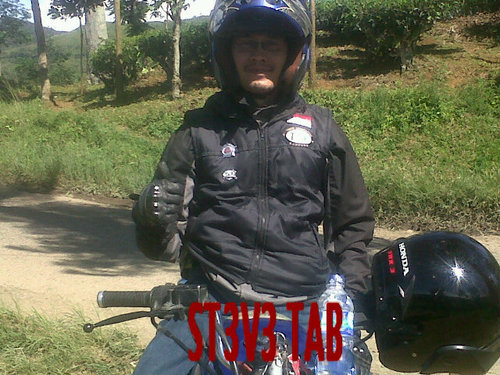 SteveNovian's profile picture. ingin bergaul dan mengenal banyak org. Menjual tiket pesawat terbang n menangani haji n umra. Menangani pemesanan komputer serta servis n upgrade  pin 2389FB30