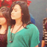 entro aqui quando tô block no @lerdemi, bai. @OliverLovato followed me on 21th May.