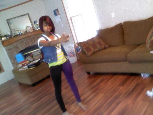 _Whell, namee is courtney,cool,:) Swagedd Out Wanna Kno More Hmu3