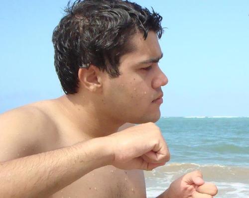 Valorize as pessoas que estão sempre ao seu lado. Por mais que sejam poucas. São os que valem a pena!