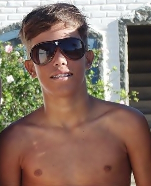 solteiro  , 16 anos , servo de Deus ,  extrovertido , vascaino, natalense , Forrozeiro , fã do @dorgivaldantas1 . e quer saber mais é só seguiir (yy'