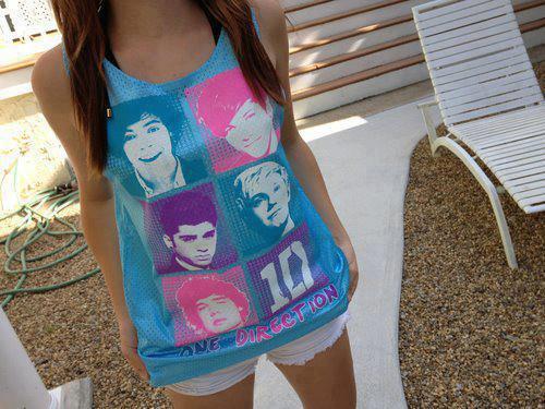 I love one direction,glitter&pink(: So anyway, Follow me. I follow back(: