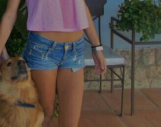 Soy una chica normal, pero lo disimulo bastante bien. Demasiados kilos sobre mi piel. En busca de mi querido 40.