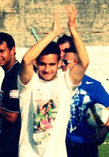 Este é um FC, criado em homenagem ao @maikonleite17 para mostrar todo nosso amor de fã!