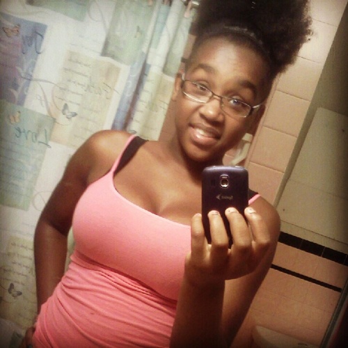 Follow meeeee ! I follow back ..... sometimes . Go follow my bestfriend @__Mawrtyyy . Follow me on Instagram @ToppNotchChick . #TeamFollowBack