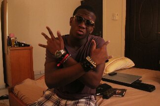 klips_yiz's profile picture. #GARz|| try everyfn, u dont know were ur break wuld come 4rm