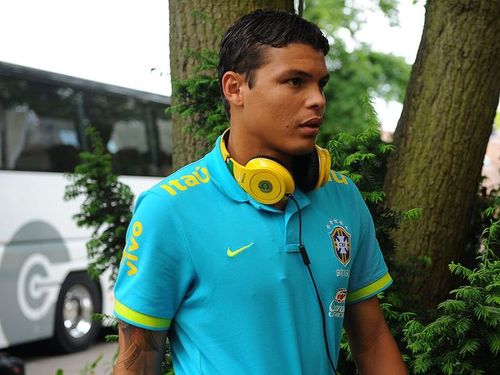 Pernambucana...13 anos...Amo o @Thiagosilva_33 ...Meeuu Vydiinha,Meu amor Thiago Silva!