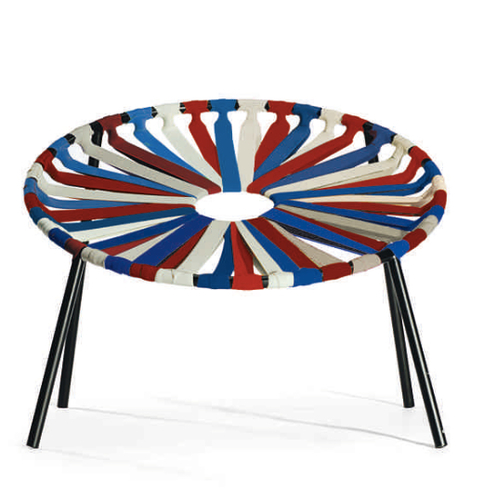 Le mobilier design italien, les cuisines modulaires, les systèmes d'aménagement intérieur, pour les archis et les passionnés.