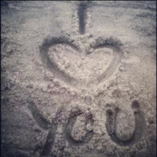 sweetnsour25's profile picture. 