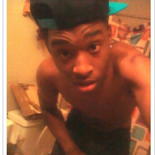 its Jumal (ja•mel) [ snapBACKs &&'nd RACKs tOo ] Follow me on Instagram : @realniqqasaytrue ; *SINGLE -Rated R ® +18