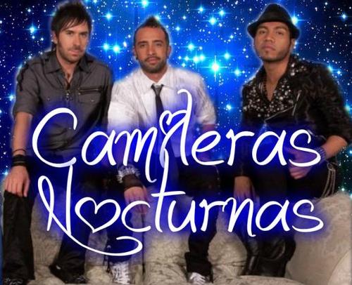Somos las twitteras que nunca dormimos en espera del #horariocamila de @CamilaMX somos @Ross_fCamila @mariifercamila @karentuxida & @MarceHernandezD ;D