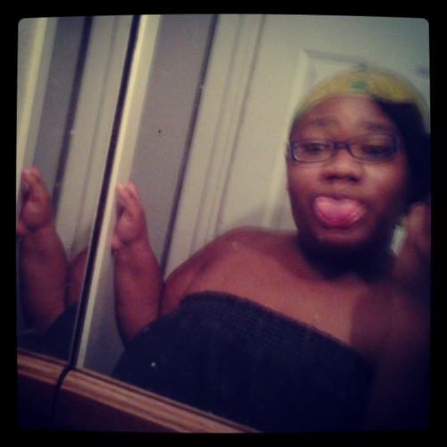 Miss mesha I'm 18 Just real lol thick yes ;-)