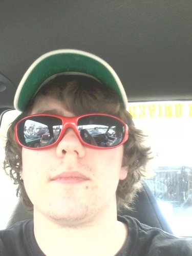 thevaletguy_'s profile picture. over here? or over there?