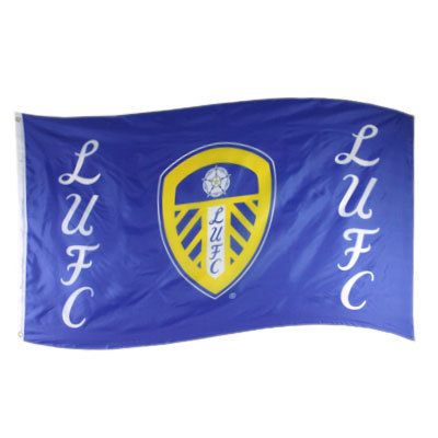 Not as young as I used to be, massive Leeds fan who loves away days.