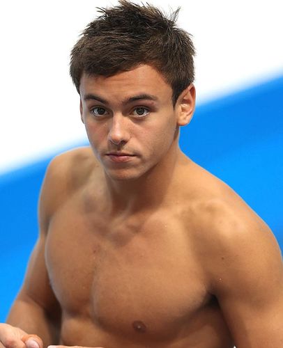 That riley kid genuinely disgusts me, eurgh. Tom is my future husband, he just doesn't know it yet. You jel?;)