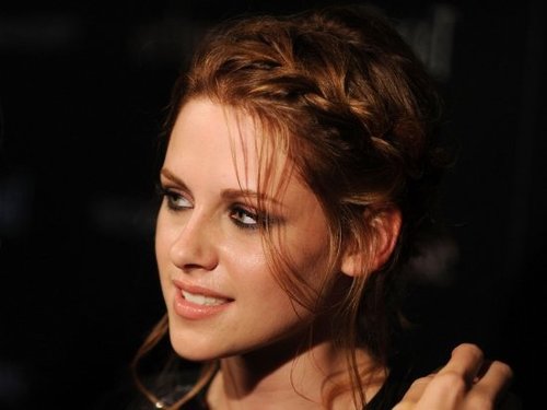 french Kristen Stewart Fan. Will always support her because of her authenticity! ;) ♥ Be healthy and fuck everyone :D ♥