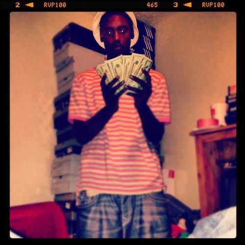 Wellcome: Tezz_GotMuney BadBitchsMyOnliOption And Free My Brother Renzo Piru Vick FrontLineGsm
