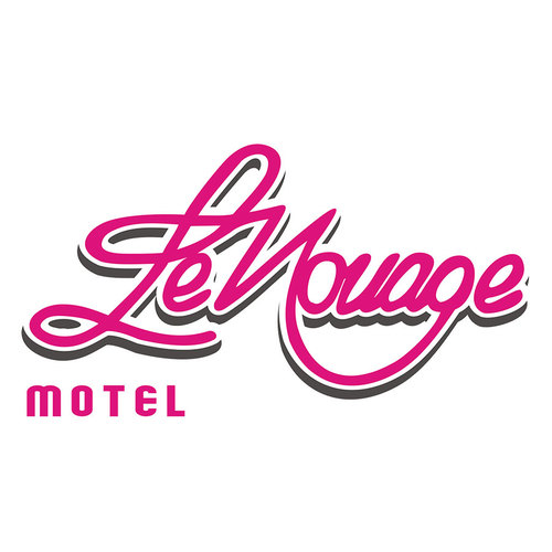 Há momentos em que tudo precisa ser perfeito. Por isso, o Motel Le Nouage é o lugar ideal para você viver uma noite inesquecível.