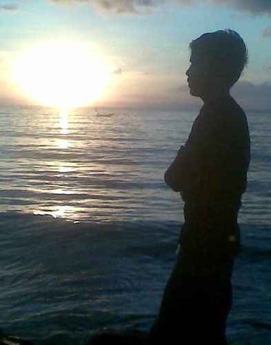 nZiehZ's profile picture. cInta tak SeIndaH biOla yaNg bErdawai.,.,,.,
kaRna cInTa kIta bIza maSuK kedaLam dUnIa yaNg taK pernaH kIta baYaNgkaN,.,.,
oK ga.,.,??