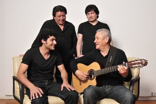 Conjunto histórico de la Ciudad de La Banda, Sgo. del Estero (Argentina), formado por Kaly, Musha y Walter Carabajal y Blas Sansierra.