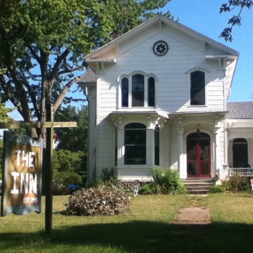 An Eco-Heritage friendly Inn Where Nature Lovers Gather Island tours Sleep Inn Great rates on the lake