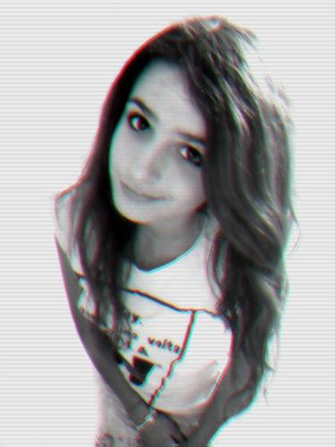@ChiliPeppers I love you. @ladygaga I love u too. @thebeatles follow me on 2/09/2012 ar 14:49 :') I love youuu.