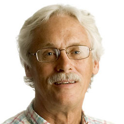 Veteran Burlington Free Press reporter, married with four (adult) children, enjoy the outdoors, a good book, family, arts