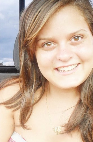 Não deixe que as lembranças te impeça de seguir em frente.
      Conceição-PB *-*
