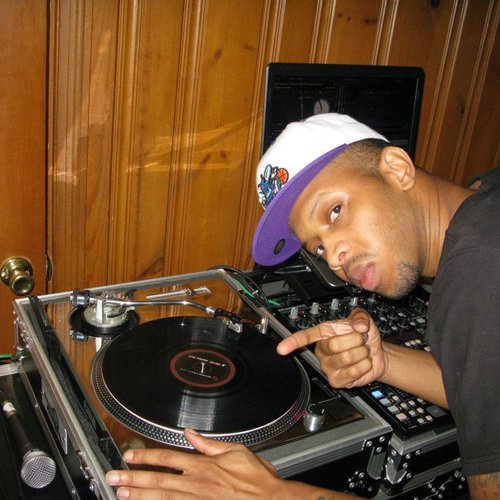Your DJ's favorite DJ
for booking: http://t.co/wLe79kAyQo