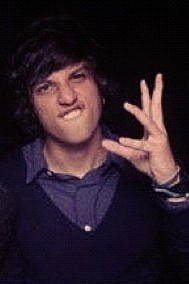 E se um dia lhe faltar ar eu paro de respirar, prometo! E quando eu vi já era amor @ChayLeao! Dona: @PorTodaVidaThur •Since:11/07/12•
