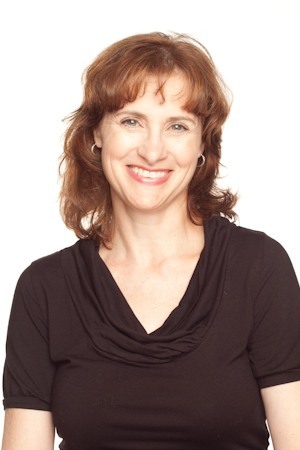 Mom Entrepreneur Passionate about Skin Protection with SunChelles - the Smart Women's Alternative to Messy Sunscreen