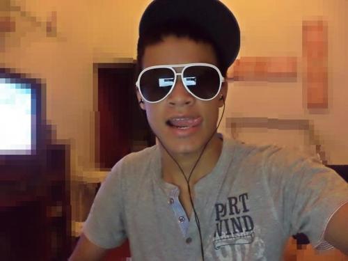 [ . te amo meu #mÔ liiiiiiiiiinjo ♥ voooçê é a meelhor coisa que aconteceu na minha viida quero estar com voçê sempre te amo ♥ *.* poor: @waleskabangarcl . *.*