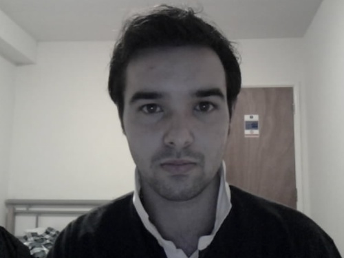 Attaché à toutes formes de libertés. Dégoût du capitalisme de copinage.