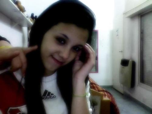 Se rien de mí porque soy diferente, yo me rio de ellos porque son todos iguales.
J ALVAREZ ♥ J ALVAREZ ♥ J ALVAREZ ♥