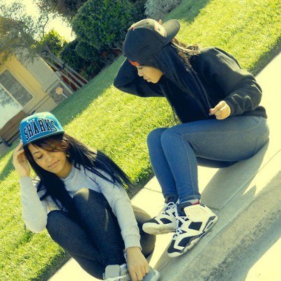 Wassup...We're THE OFFICIAL Bunnzz....follow or.....KISS MY BIG TOE.....the choice is yours \(^_^)z