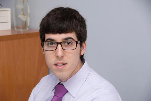 Generación del '84, Ingeniero informático, aficionado a la robótica y a la lectura de fantasía.