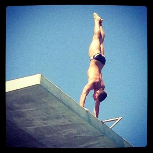tylerbpullen's profile picture. triplet, student, and diver at Cal Berkeley