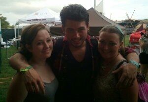 l8y_moonbeam's profile picture. compassionate, loyal, dedicated, self sufficient.  i enjoy music, dancing, art, and adventure. i love the city lights. dreaming comes easily.  fast cars.