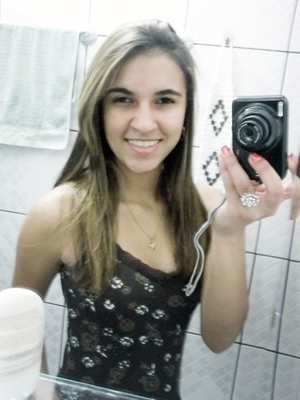 Alinnesnsv's profile picture. *-*-Sempre que me perguntavam como eu gostaria de ser lembrado, respondia: com um sorriso. *-* 
https://t.co/SiBGue3ehw