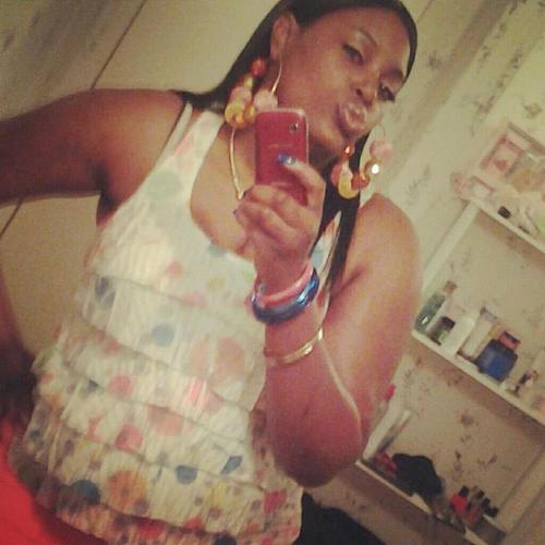 One of the ReAlist cHiCkS EvA