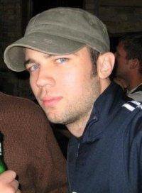 bradleyschnell's profile picture. Young pro, ex-swimming phenom, current swimming hack, positive thinker and a total nerd