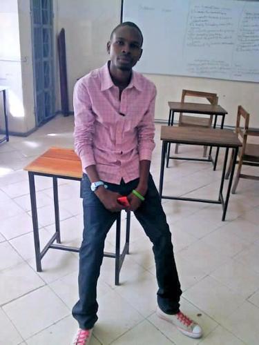 marketer,presenter  and actor. if you follow me  i follow you back...