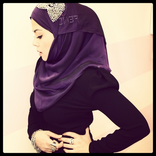 zhijaab's profile picture. Bringing together Islam, art, fashion, social issues, inspiration and much more.