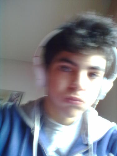 FuzzingSince201's profile picture. 