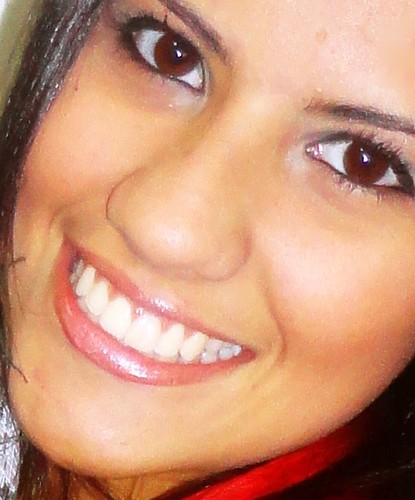 Sou muito mais que essas letras, frases e fotos que falam sobre mim. Sou as minhas atitudes, os meus sentimentos, as minhas idéias.