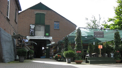 Welkom op de pagina van Aalbers Dier & Tuin! Voor al uw producten voor uw dier en tuin. Bezoek ook de site! http://t.co/R8jNkKI7W2 - Hoofdstraat 5, Zetten