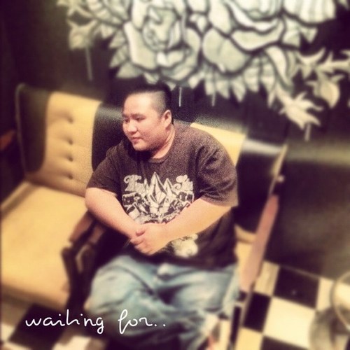 MobydickTK's profile picture. love is all around if you looking for..