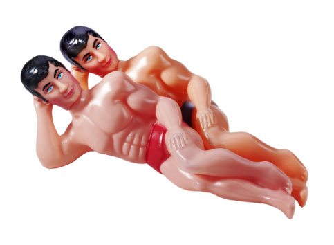 Around the World in 80 Gays:This 27 year old, wannabe actor, devotee of the protein shake, fabulous on a global scale, seeks a boyfriend. Join me on my travels.